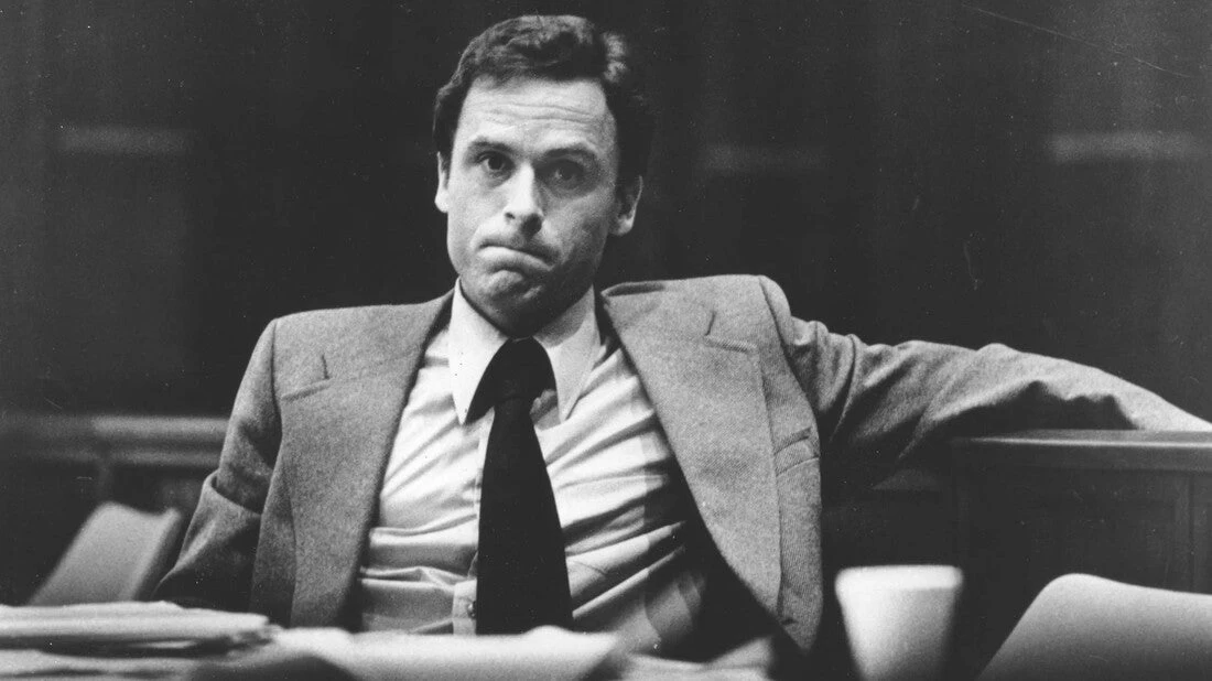 Ted Bundy: Την δεκαετία του ’70, ήταν ο φόβος και ο τρόμος κάθε γυναίκας στην Αμερική – Έπαιρνε τα μέλη τους ως τρόπαια